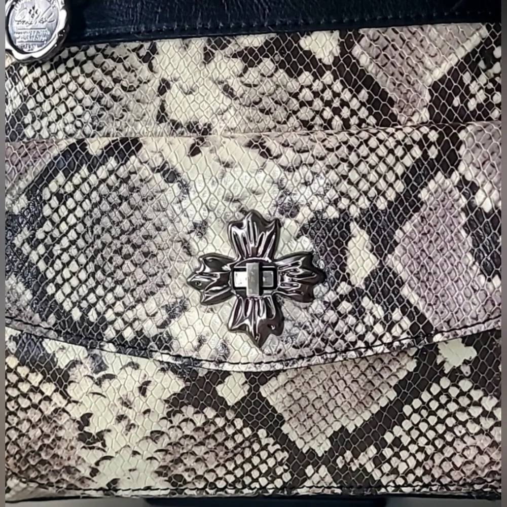 Patricia Nash Alviano 10th Anniversary Leather Tote Python/Snake w/Dustbag - Picture 5 of 11